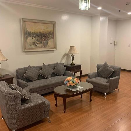 فندق كراون رويال Balanga المظهر الخارجي الصورة